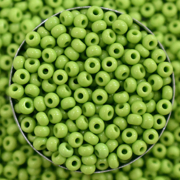 8/0 Seed Beads in Light Green Color