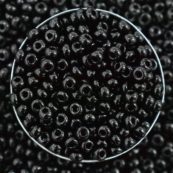  8/0 Seed Beads in Black Color