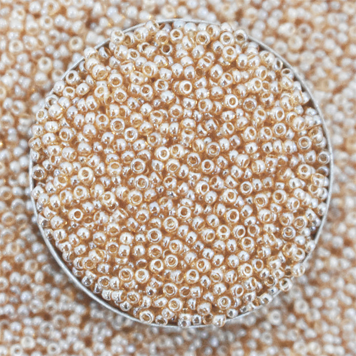 15/0 Seed Beads in Creamy Gold Color