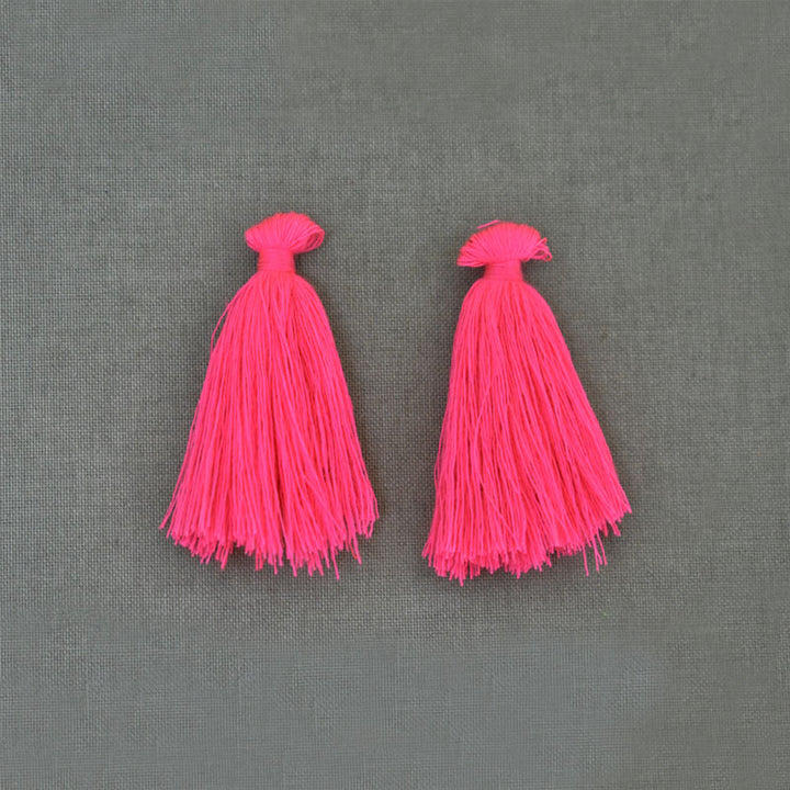  Small Tassels