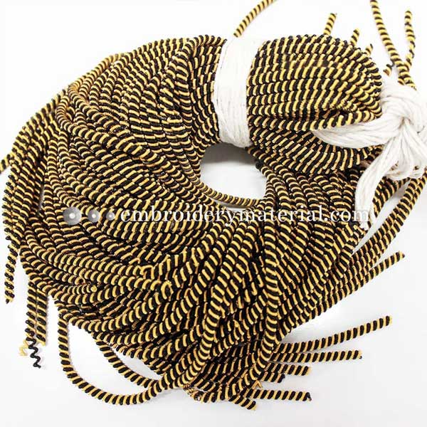 Double Twisted French wire in Black/Gold Colour