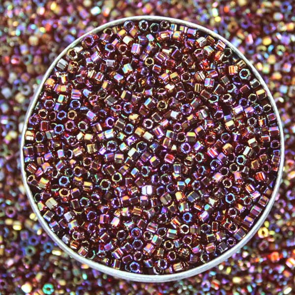 EMBDB4618 (Miyuki Purple Color Rainbow Effect 2Cut Beads)