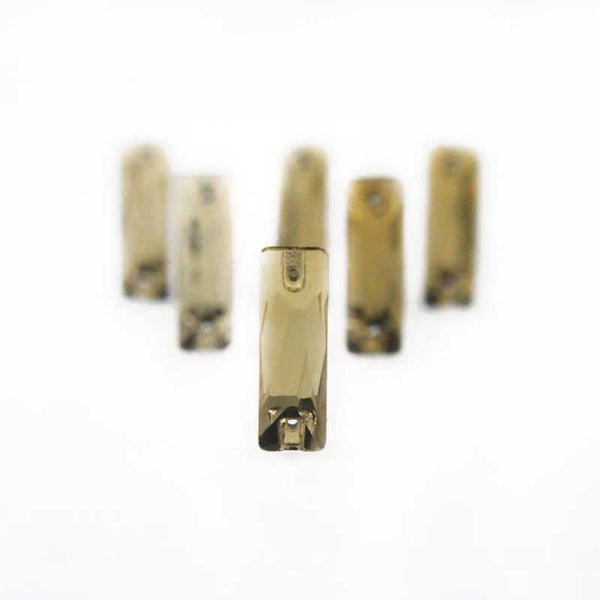 EMBGS4932 (7x21 MM Light Colorado Topaz Color Flat Back Rectangle Glass Crystal)