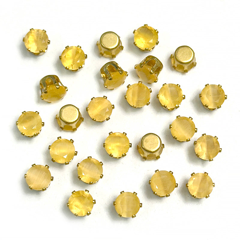 Shop Light Yellow Round Shape Crystal Rhinestones with Golden Claw ...