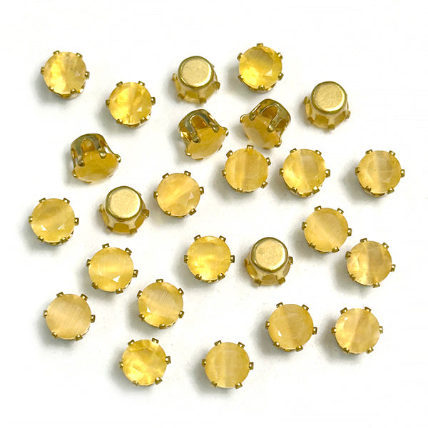 Light Yellow Crystal Rhinestones
Crystal Rhinestones for Jewelry Making
Golden Brass Prong Setting Rhinestones
5MM Crystal Rhinestones
Craft Rhinestones
Embroidery Rhinestones
Crystal Glass Rhinestones
Round Rhinestones
2D Rhinestones
Jewelry Mak