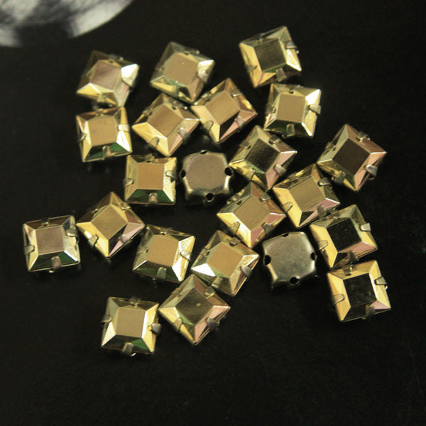 EMB1094 (8*8MM Square Shape Montees)