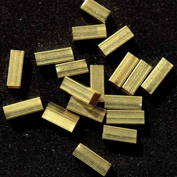 EMB1213 (Square Metal Beads)