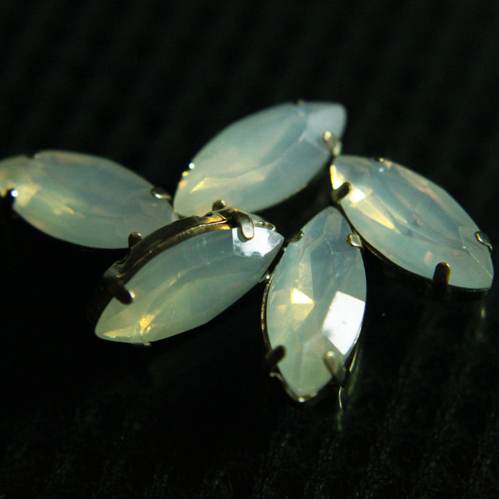 Boat shape Acrylic stones