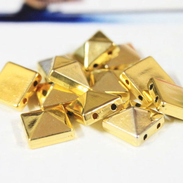 buy pyramid shape studs